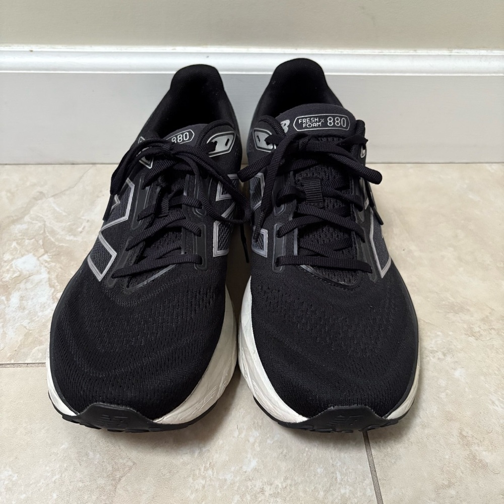 New Balance Fresh Foam X 880V14 M880B14 Men's US 11 Black Running Shoes - Picture 4 of 10
